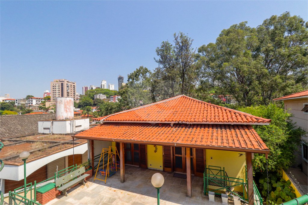 Sobrado à venda com 3 suítes, em Jardim das Bandeiras, São Paulo, SP