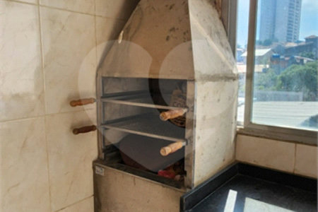 Casa térrea com duas edículas para venda - Saúde, SP.