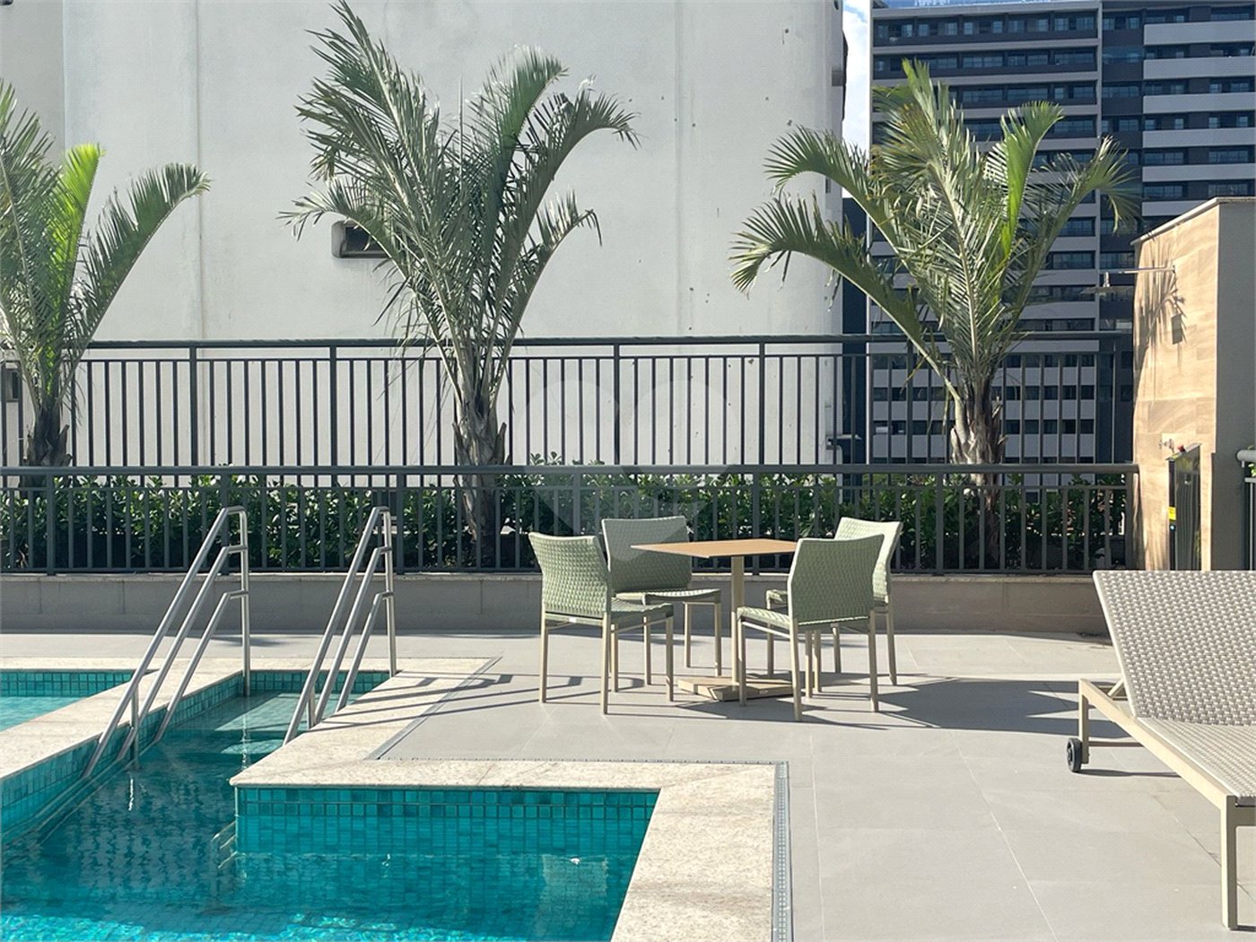 Apartamento à venda com 2 quartos, sendo 1 suíte, em Santo Amaro, São Paulo, SP