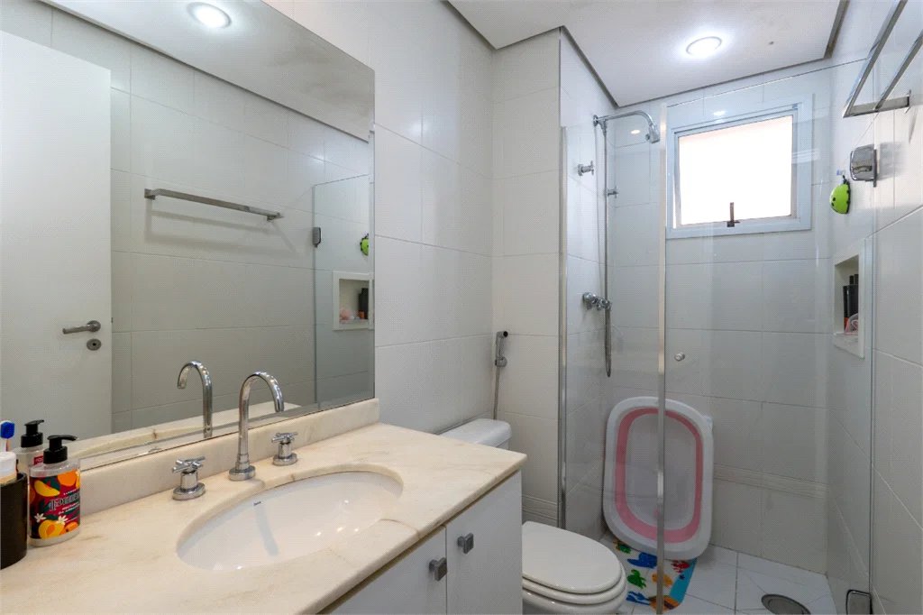 Apartamento à venda com 2 quartos, sendo 1 suíte, em Vila Gertrudes, São Paulo, SP