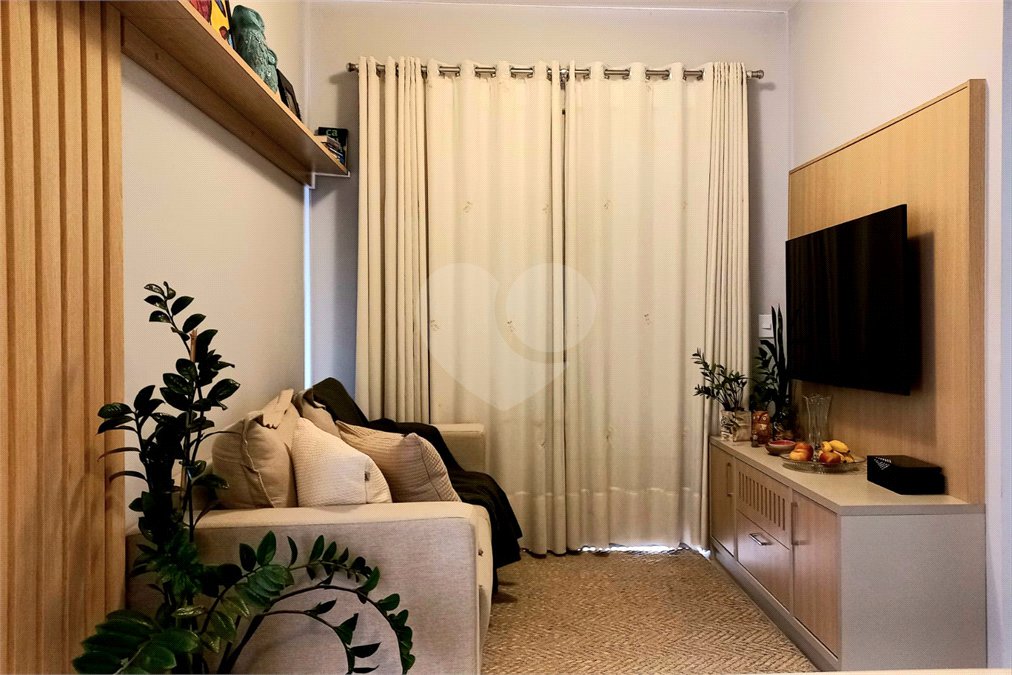 Apartamento à venda com 3 quartos, sendo 1 suíte,  em Pinheirinho, Vinhedo, SP