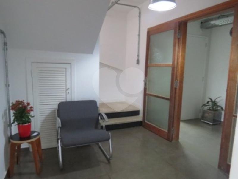 Sobrado à venda com 3 quartos em Brooklin Paulista, São Paulo, SP