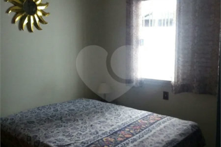 Casa à venda com 3 quartos no condomínio Travessa Quefren,21, São Paulo - SP