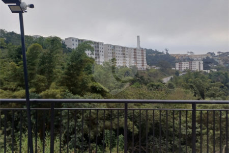 Apartamento à venda com 2 quartos em Lageado, Cotia, SP