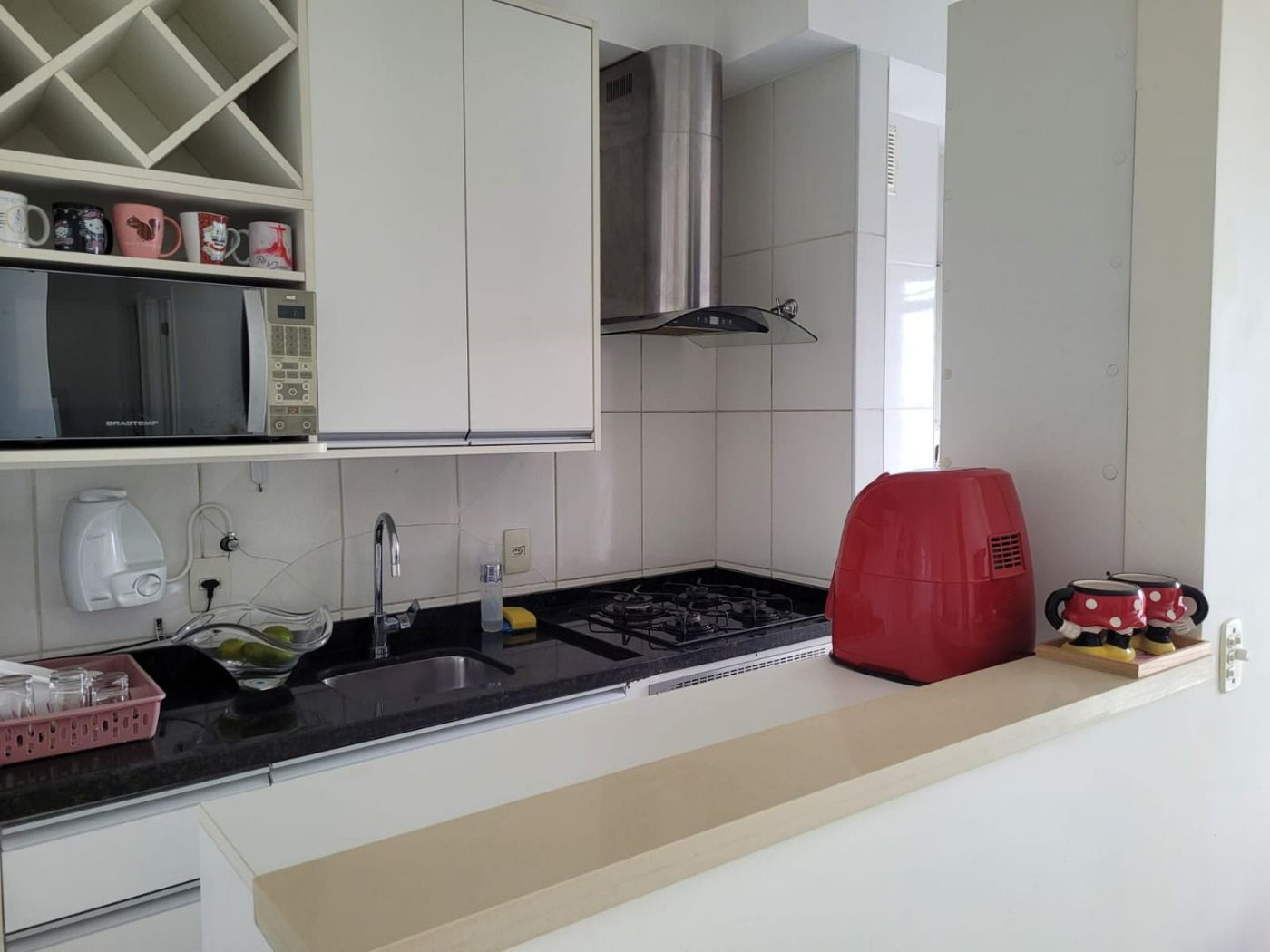 Apartamento com 2 dormitórios à venda, 64 m² por R$ 590.000,00 - Marapé - Santos/SP
