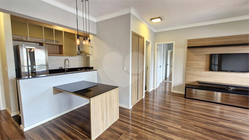 Apartamento à venda ou para alugar com 2 quartos, sendo 1 suíte,  em Lapa, São Paulo, SP