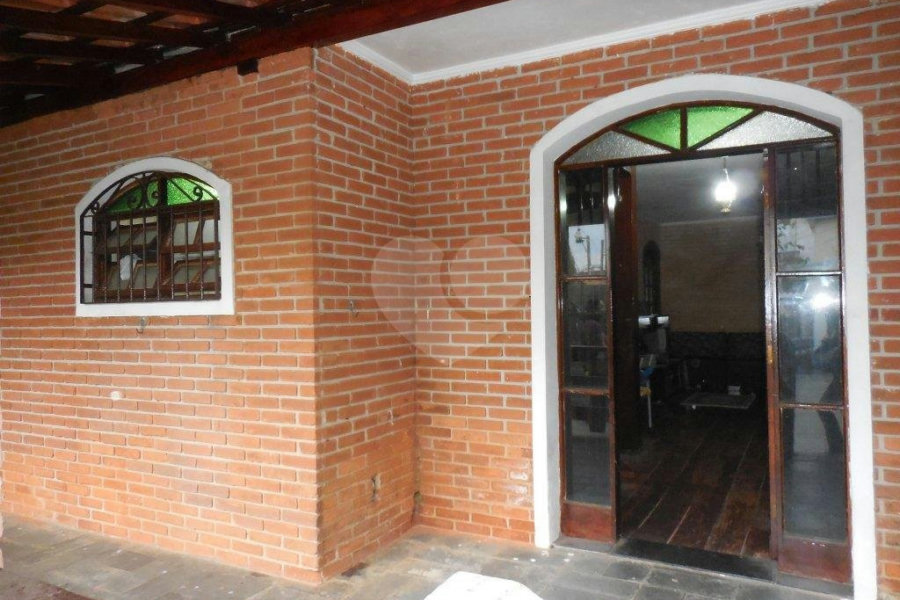 Sobrado à venda com 4 quartos, sendo 2 suítes, em Vila Medeiros, São Paulo, SP