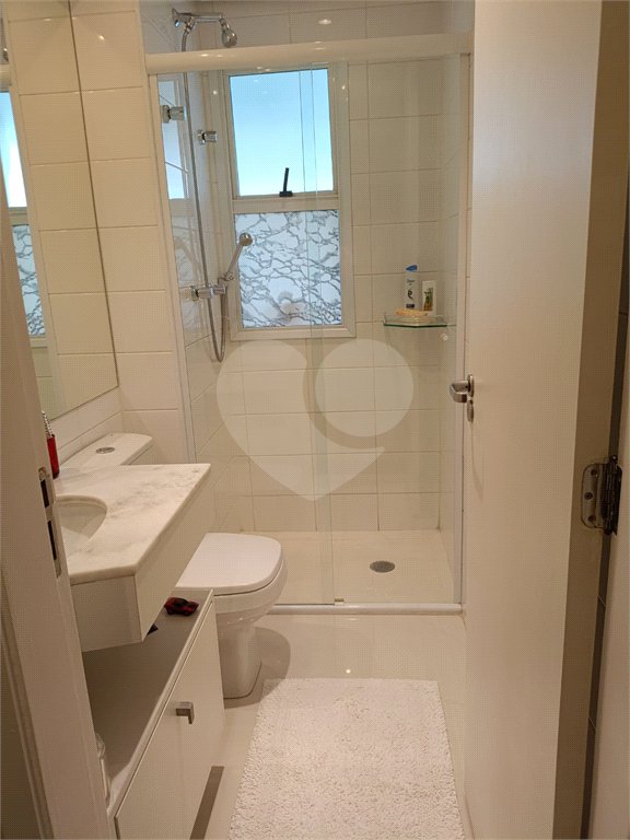Apartamento na Região da Mooca. Excelente Localização com 3 Dormitórios sendo 1 Suíte e 2 Vagas de Garagem