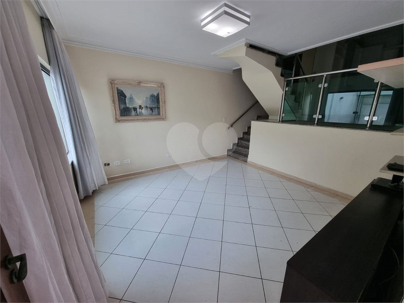 Casa à venda ou para alugar com 3 quartos, sendo 1 suíte,  em Bosque da Saúde, São Paulo, SP