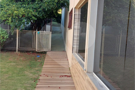 Casa à venda com 3 quartos, sendo 2 suítes, no condomínio Vinhas da Vista Alegre - Lado Sede, Vinhedo - SP