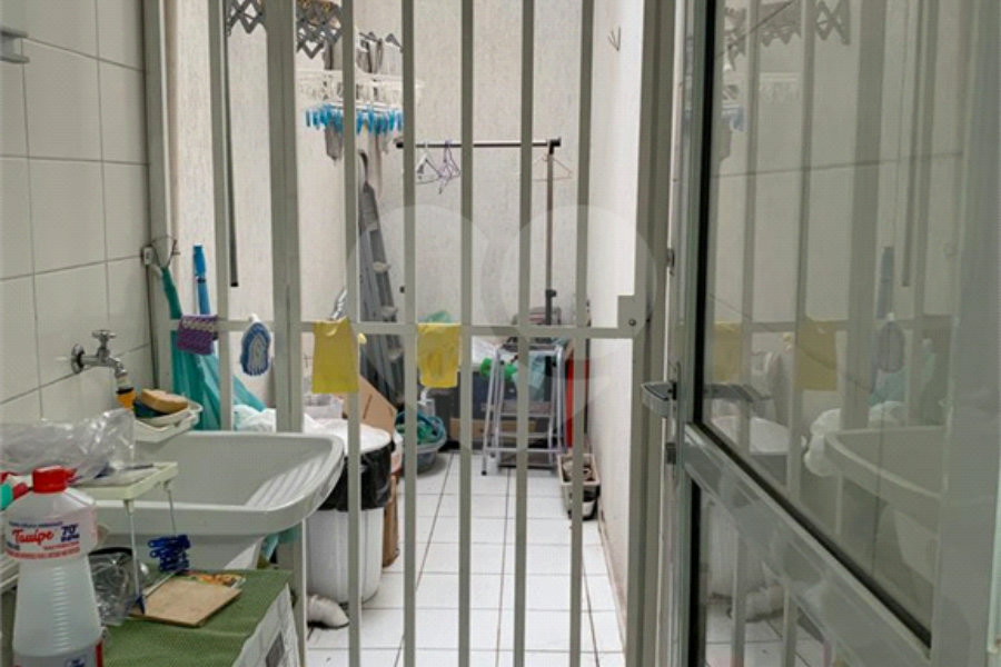 Casa à venda com 3 quartos, sendo 1 suíte, em Jabaquara, São Paulo, SP