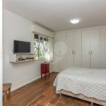 Casa à venda com 4 quartos, sendo 2 suítes, em Chácara Flora, São Paulo, SP