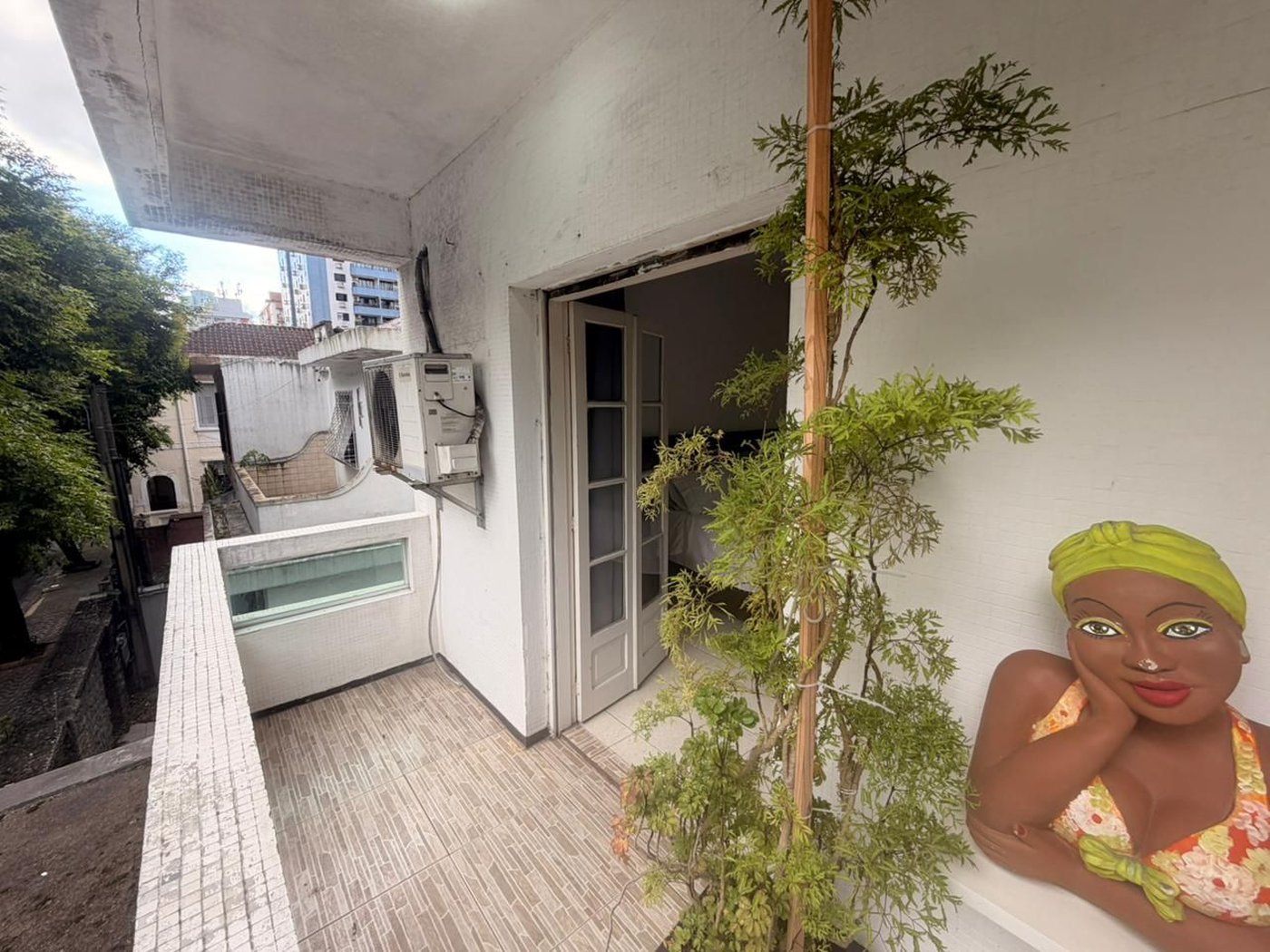 Apartamento com 2 dormitórios à venda, 80 m² por R$ 530.000,00 - Gonzaga - Santos/SP