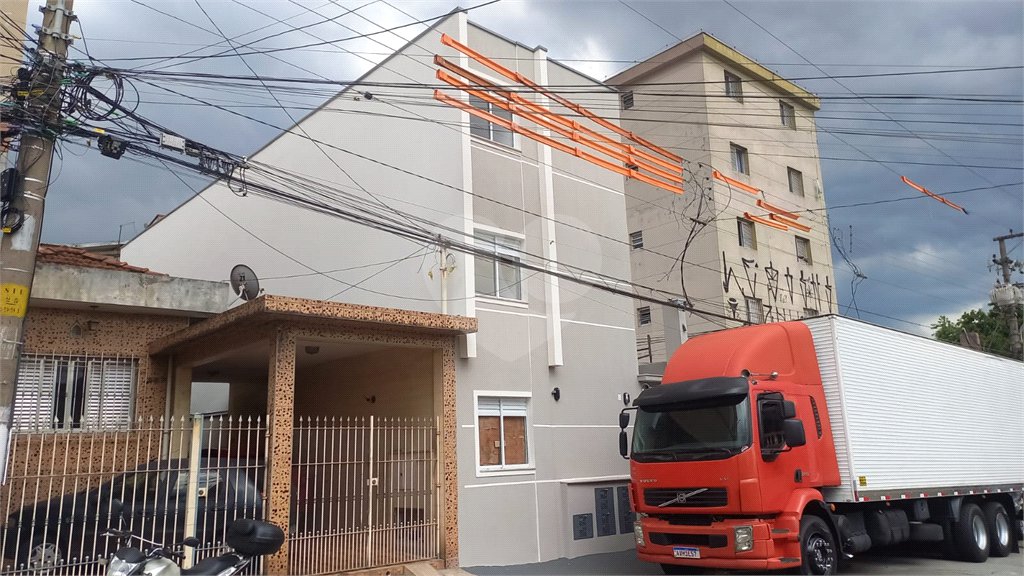 Casa à venda com 2 quartos no condomínio Regina, São Paulo - SP