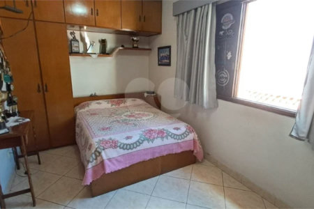 Casa à venda com 3 quartos, sendo 1 suíte, em Vila Maria Baixa, São Paulo, SP