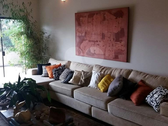 Casa à venda com 3 quartos, sendo 1 suíte,  em Jardim São Bento, São Paulo, SP