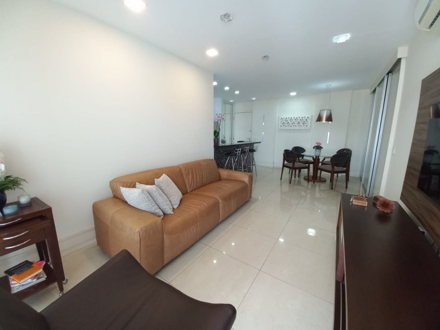 Apartamento com 2 dormitórios à venda, 99 m² por R$ 1.650.000,00 - Gonzaga - Santos/SP