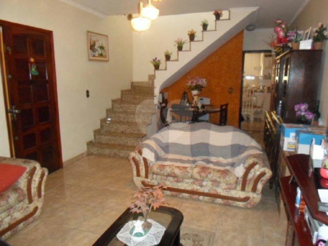 Sobrado à venda com 3 quartos, sendo 1 suíte,  em Imirim, São Paulo, SP