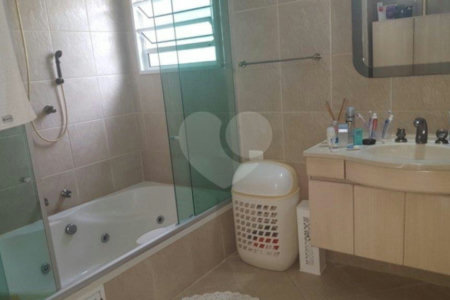 Casa Térrea à venda com 3 quartos, sendo 1 suíte, em Jardim Franca, São Paulo, SP