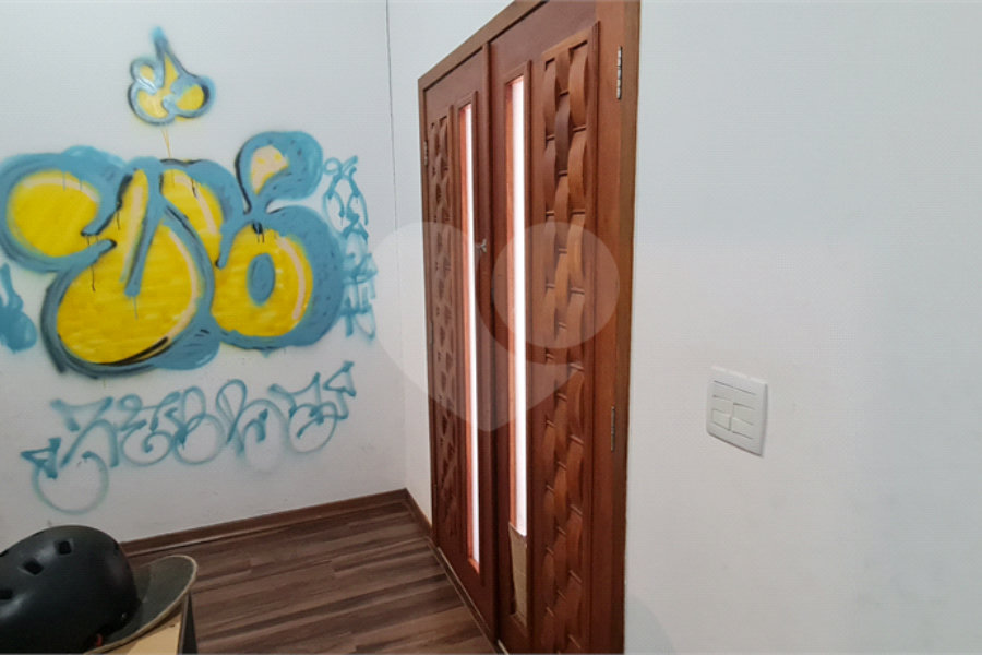 Casa à venda com 4 suítes no condomínio Jardim da Montanha I, Mairiporã - SP