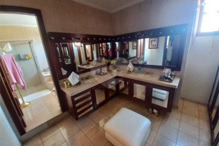 Casa Térrea na XV de Novembro .
