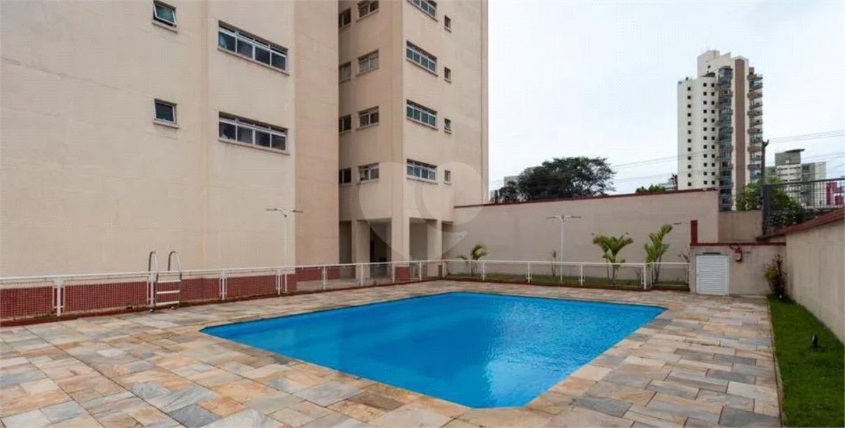 Apartamento na Vila Mascote | 1 dormitório | 1 vaga | Varanda