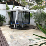 Casa à venda com 4 quartos, sendo 3 suítes, no condomínio Saint James Special Houses, São Paulo - SP