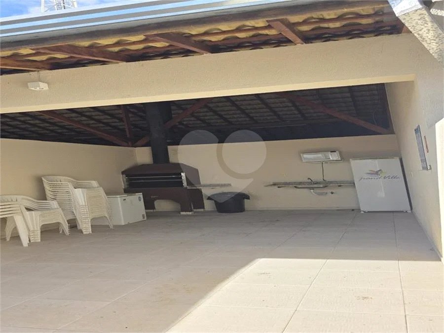 Indaiatuba - Condomínio Grand Ville - Apto mobiliado - Locação - R$ 3.000,00 - condominio - R$ 620,82 - IPTU - R$ 102,83- Apartamento 63m³ - 3 quartos - Apartamento semi mobiliado com ar condicionado - 1 quarto suíte. Inclui cama box Queen e guarda roupa modulado grande. 1 quarto com guarda-roupas.