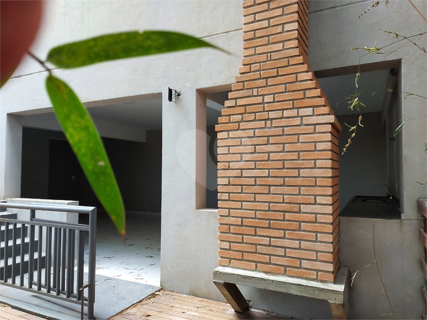 Casa à venda com 2 quartos no condomínio Esmeraldino, São Paulo - SP