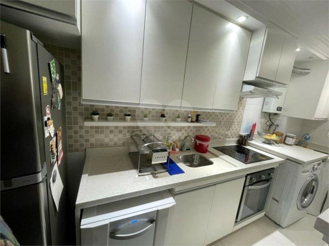 Apartamento à venda com 3 quartos, sendo 1 suíte, em Jardim Prudência, São Paulo, SP