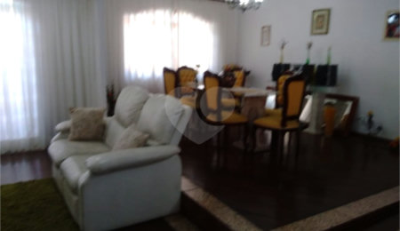 Sobrado à venda com 5 quartos, sendo 2 suítes,  em Vila Rosália, Guarulhos, SP
