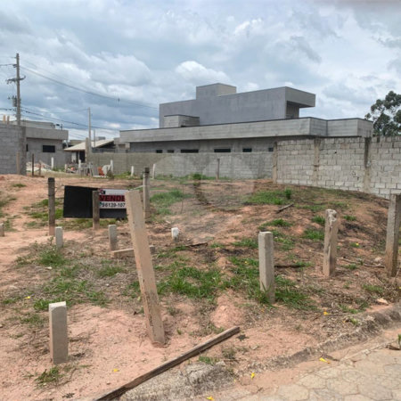 Casa em condomínio à venda com 3 quartos, sendo 1 suíte, em Jardim São Marcos, Bom Jesus dos Perdões, SP