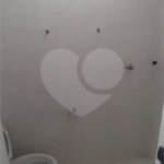 Casa à venda com 3 quartos, sendo 1 suíte, no condomínio Village Palmas, São Paulo - SP