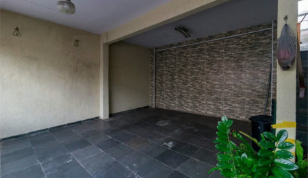 Casa à venda com 3 quartos em Jardim Monte Azul, São Paulo, SP