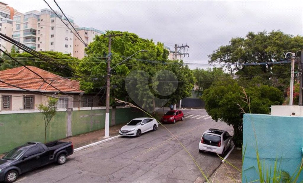 Casa à venda com 3 quartos, sendo 1 suíte,  em Planalto Paulista, São Paulo, SP