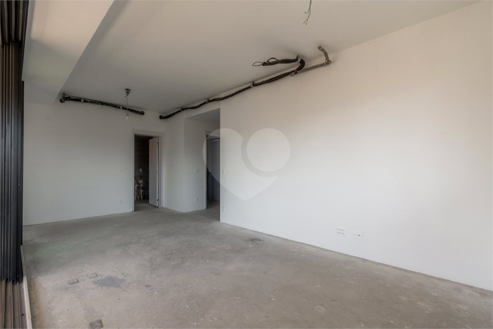 Apartamento à venda com 3 suítes em Pinheiros, São Paulo, SP