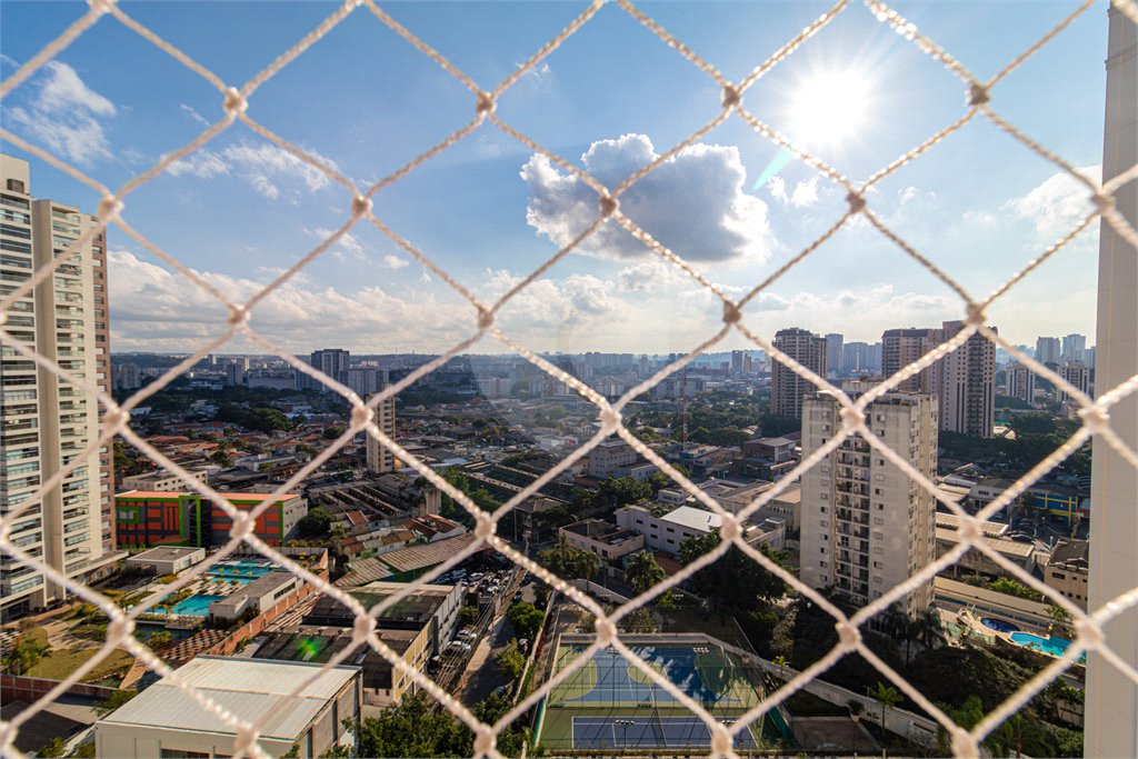Apartamento à venda com 4 quartos, sendo 1 suíte, em Jardim Marajoara, São Paulo, SP