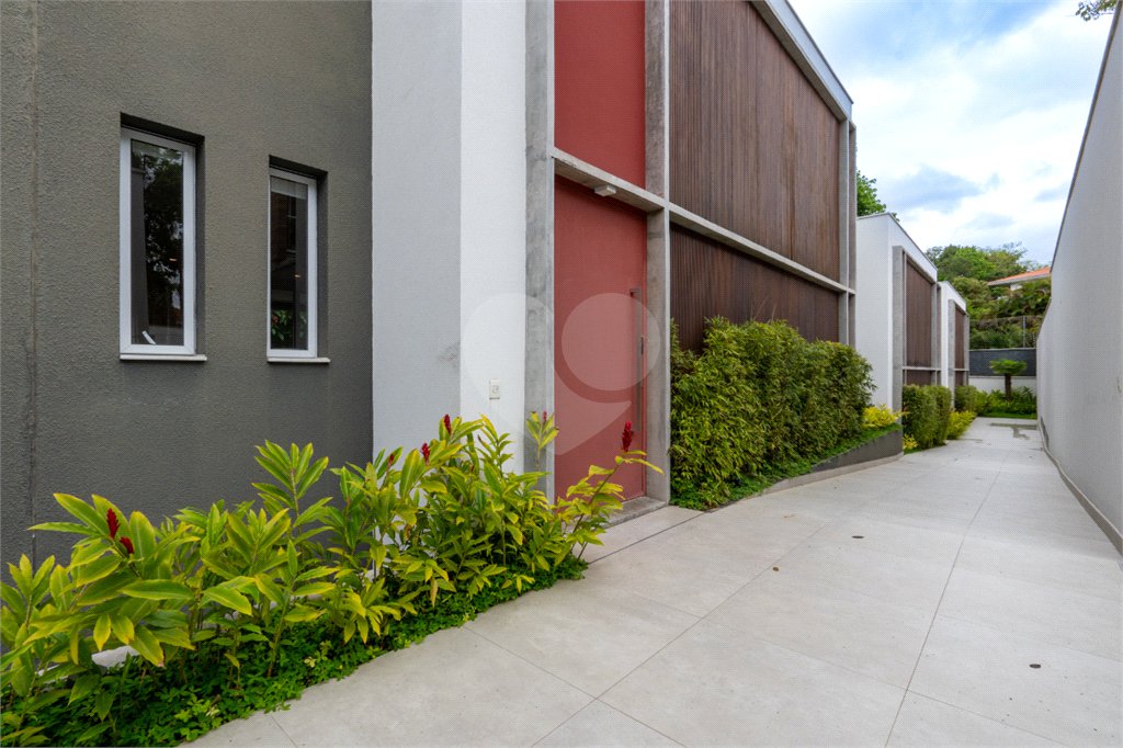 Casa à venda com 3 suítes no condomínio Modernne, São Paulo - SP