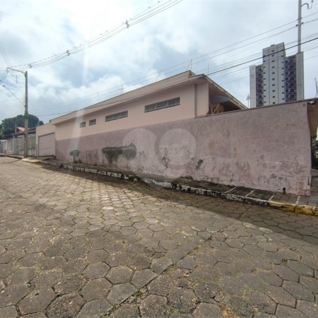 Casa à venda com 3 quartos, sendo 1 suíte, em Vila Ginez, Itapetininga, SP