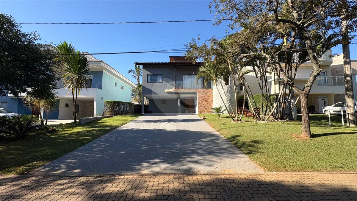 Casa à venda ou para alugar com 4 quartos, sendo 2 suítes,  no condomínio Vivendas do Lago, Sorocaba - SP