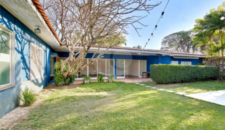 Casa Térrea à venda com 3 quartos, sendo 1 suíte,  em Brooklin Velho, São Paulo, SP