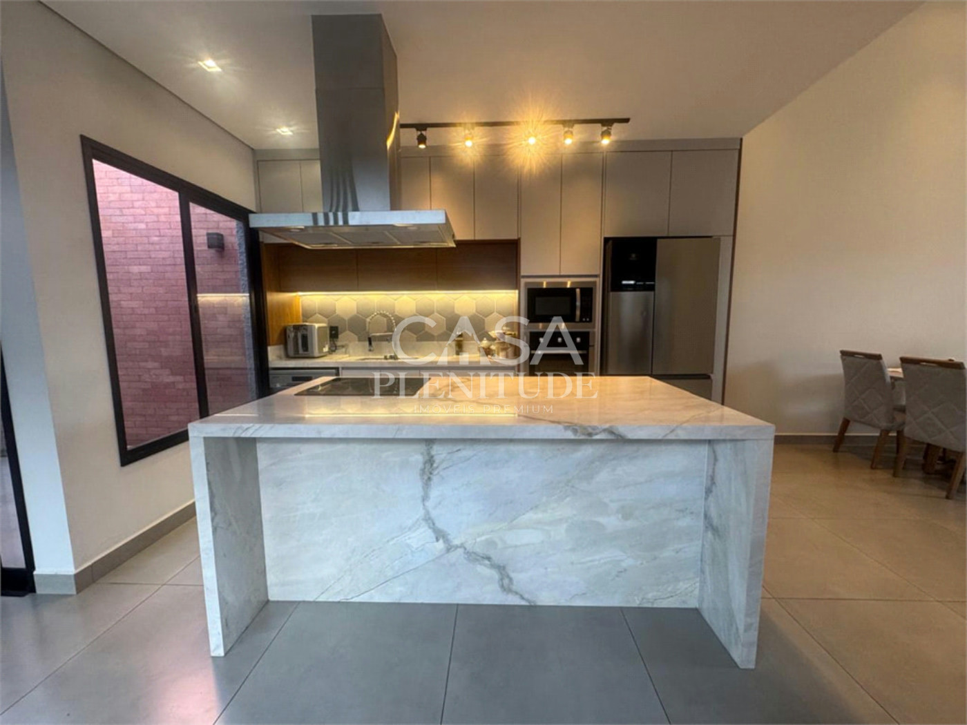 Casa em condomínio à venda com 3 quartos, sendo 1 suíte, em Wanel Ville, Sorocaba, SP