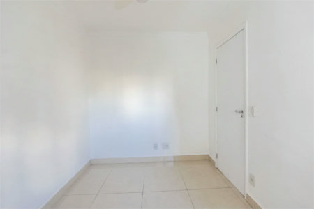 Apartamento à venda com 3 quartos, sendo 1 suíte,  em Jardim Parque Morumbi, São Paulo, SP