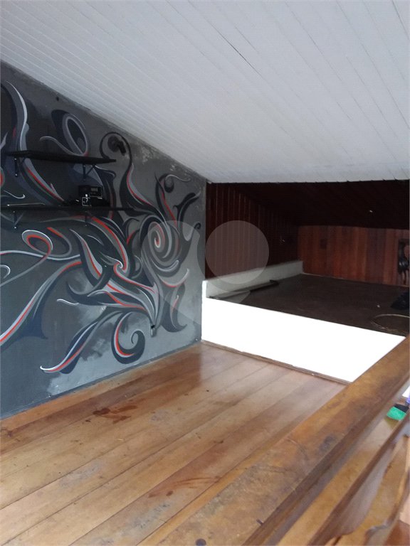 Sobrado à venda com 3 quartos em Moema, São Paulo, SP