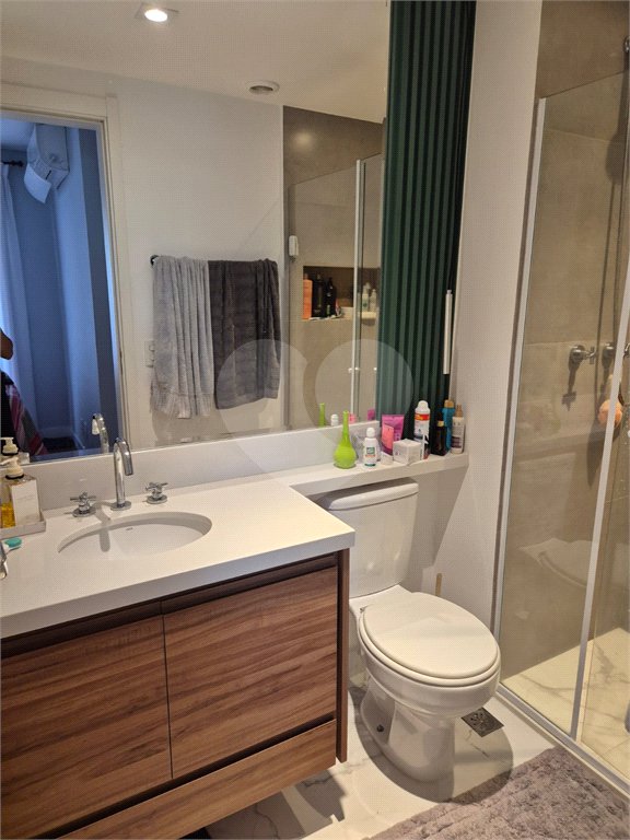 Apartamento à venda com 2 quartos, sendo 1 suíte,  em Quarta Parada, São Paulo, SP