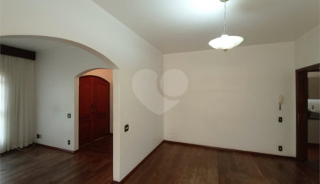 Casa à venda com 4 quartos, sendo 1 suíte,  no Centro, Itapetininga, SP