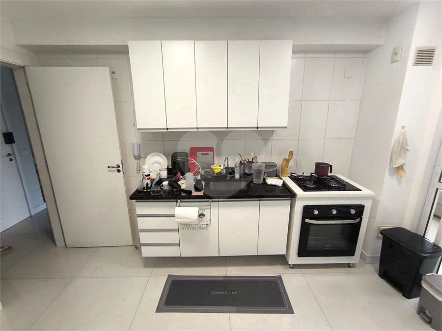 Apartamento à venda com 3 quartos, sendo 1 suíte,  em Jardim Vazani, São Paulo, SP