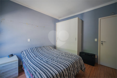 Casa à venda com 3 quartos, sendo 1 suíte,  no condomínio Queluz Vita - Casas, Cotia - SP