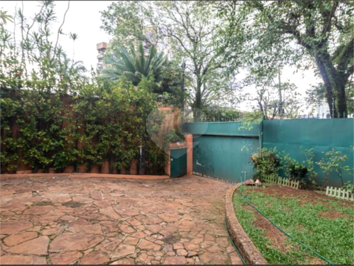 Casa à venda com 3 quartos, sendo 1 suíte, em Alto da Lapa, São Paulo, SP
