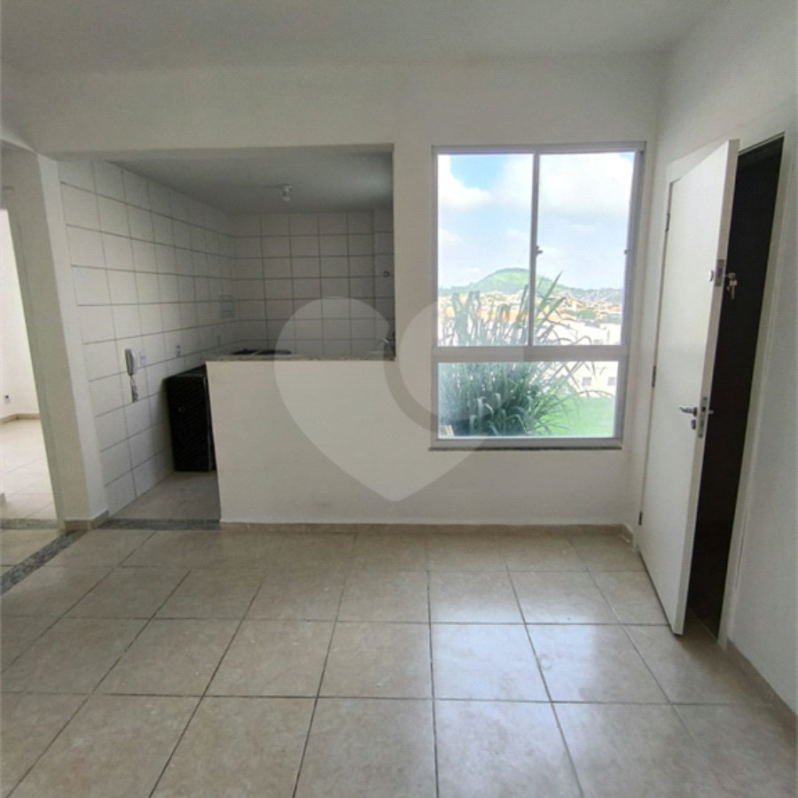 Apartamento 2 quartos à venda pronto para morar em Cosmos - RJ